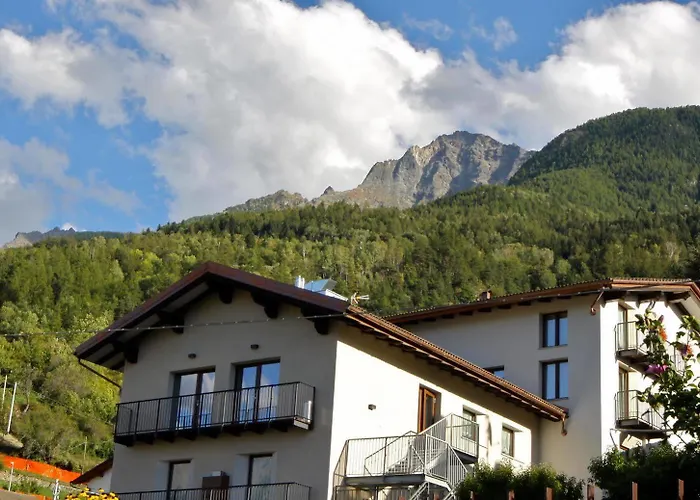 Hotel Monte Emilius 3*