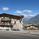 Monte Emilius Hotel