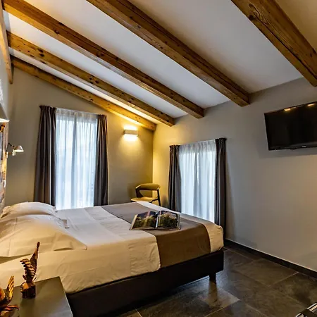 Monte Emilius 3*