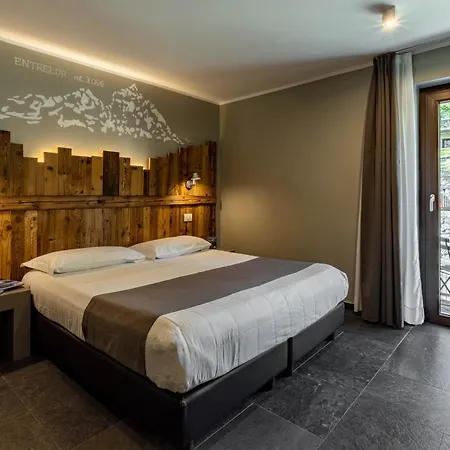 Monte Emilius Hotel 3*