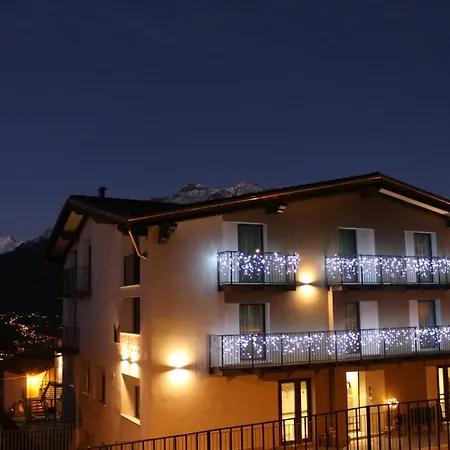 Monte Emilius Hotel 3*