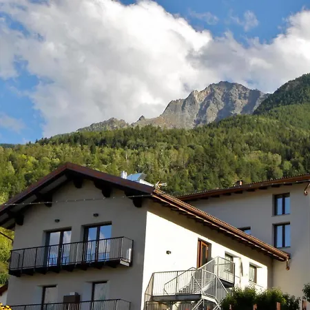 Hotel Monte Emilius 3*