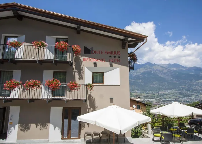 Monte Emilius Hotell 3*